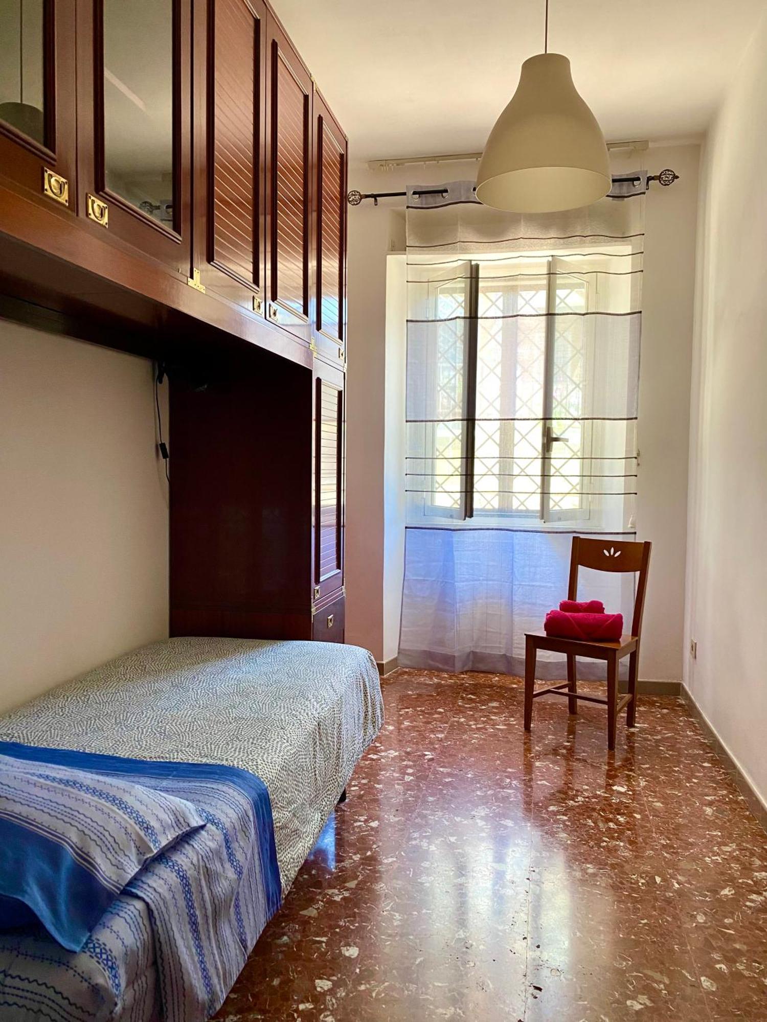Apartamento Giordano's House-anagnina Roma